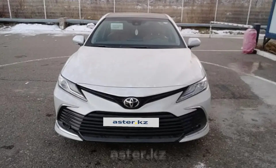Toyota Camry 2023 года за 27 000 000 тг. в Усть-Каменогорск фото 2