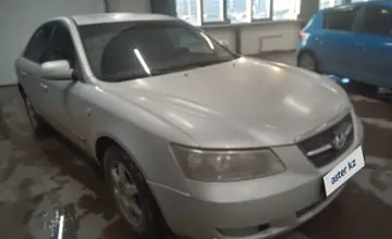 Hyundai Sonata 2006 года за 3 300 000 тг. в Астана фото 3