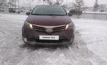 Toyota Avensis 2013 года за 8 000 000 тг. в Астана фото 2