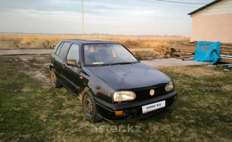 Volkswagen Golf 1993 года за 950 000 тг. в Алматы