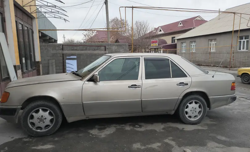 Mercedes-Benz W124 1990 года за 1 500 000 тг. в Шымкент