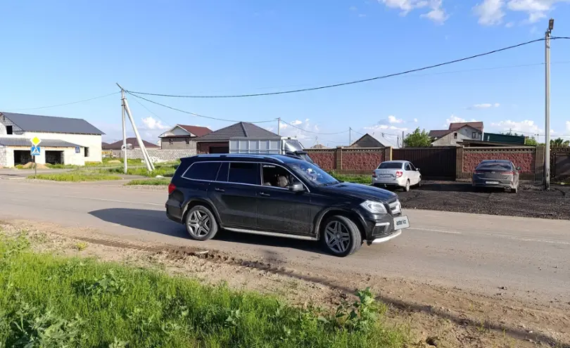 Mercedes-Benz GL-Класс 2014 года за 15 500 000 тг. в Астана фото 4