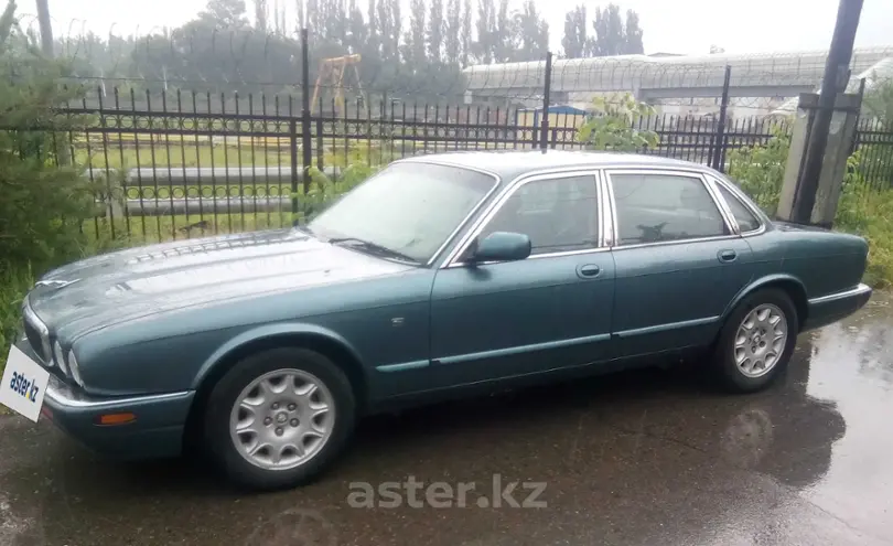 Jaguar XJ 1999 года за 17 000 001 тг. в Алматы