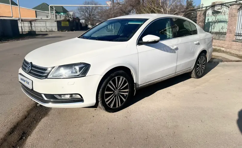 Volkswagen Passat 2011 года за 5 200 000 тг. в Алматы