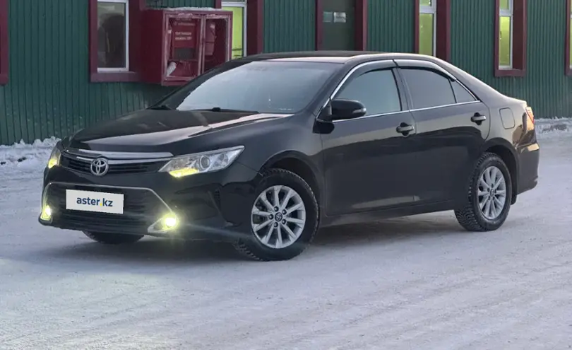 Toyota Camry 2015 года за 10 600 000 тг. в Астана