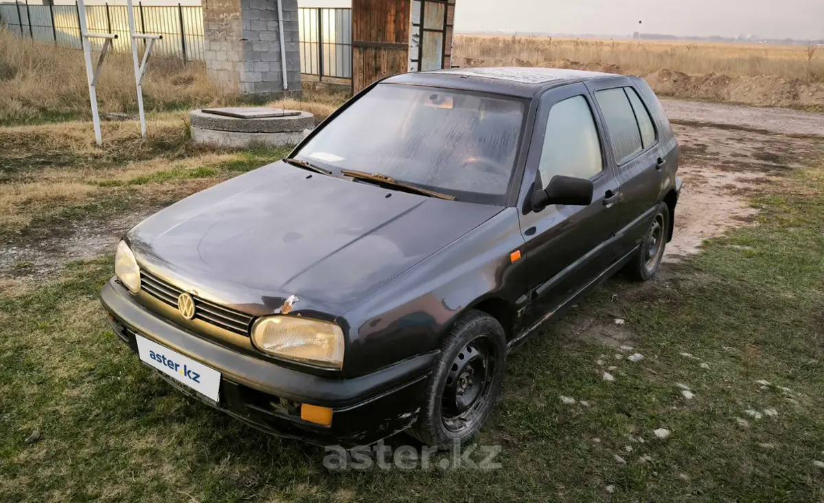Volkswagen Golf 1993 года за 600 000 тг. в Алматы