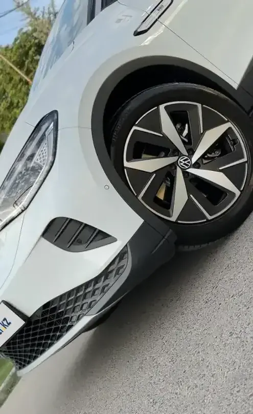 Volkswagen ID.4 2022 года за 11 200 000 тг. в Алматы фото 2