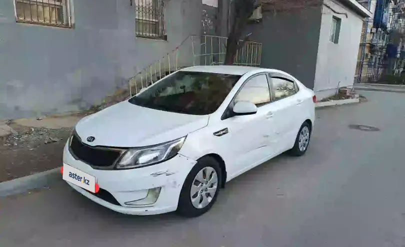 Kia Rio 2014 года за 4 300 000 тг. в Атырау