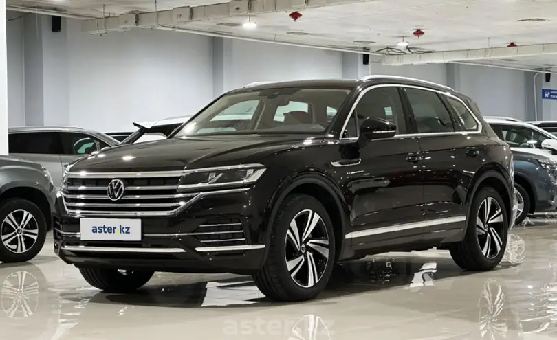 Volkswagen Touareg 2022 года за 27 400 000 тг. в Алматы