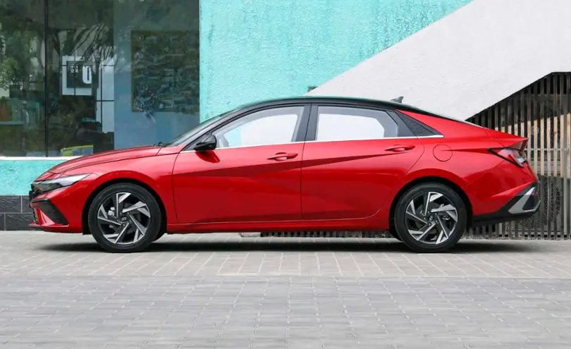 Hyundai Elantra 2023 года за 9 681 000 тг. в Алматы