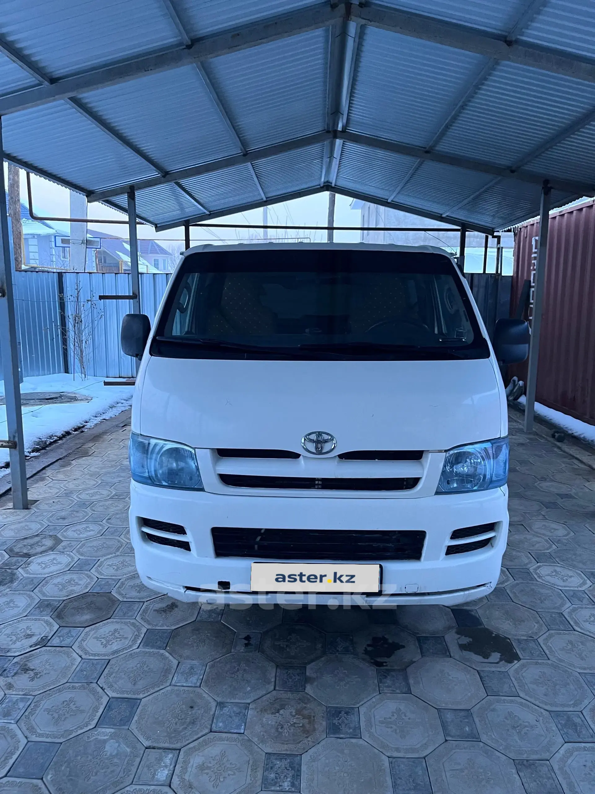 Toyota HiAce 2007