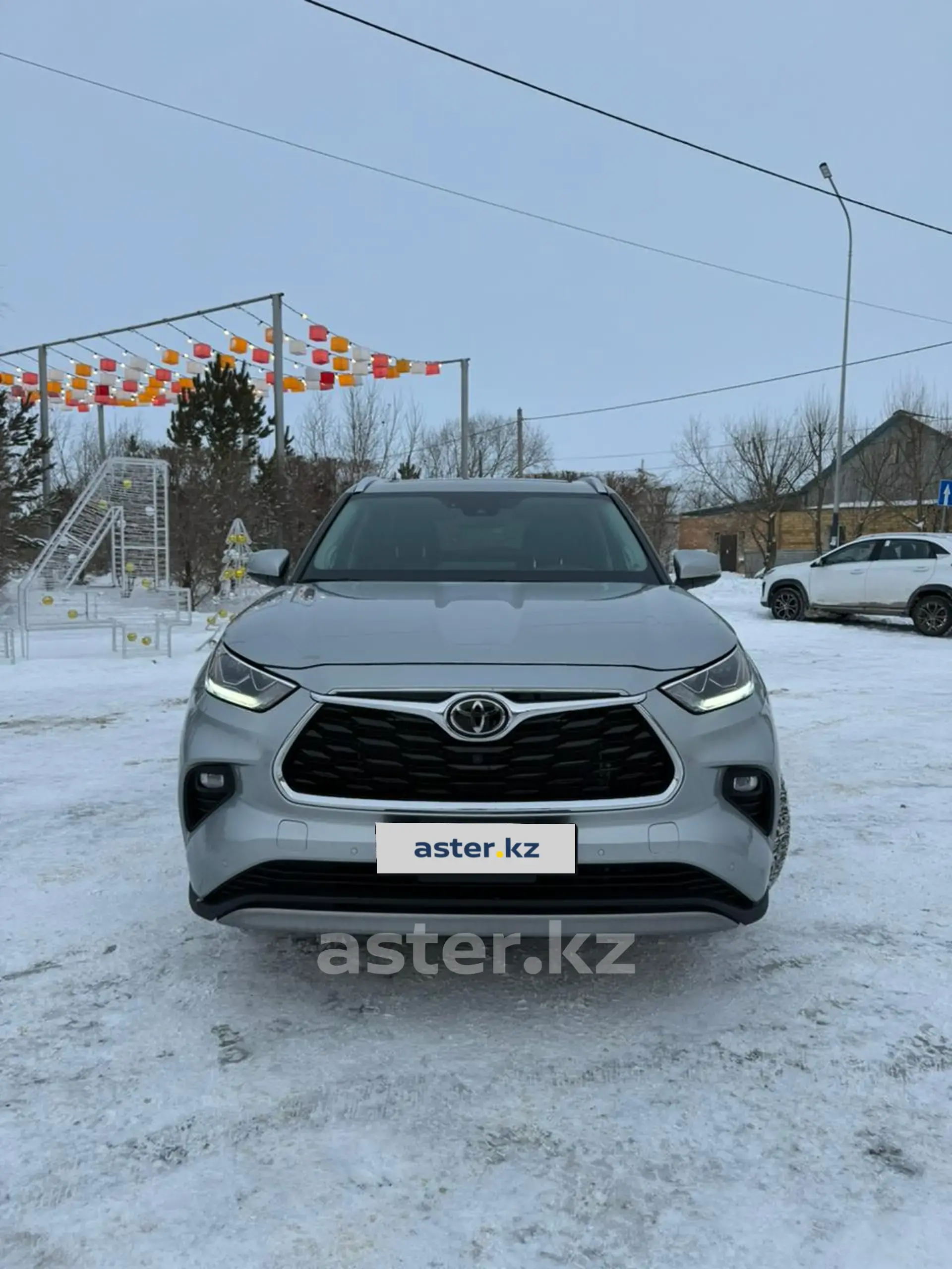 Toyota Highlander 2021