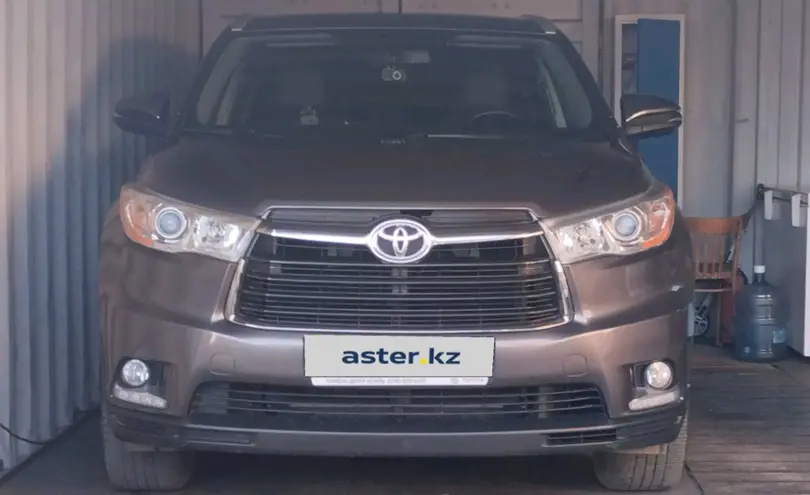 Toyota Highlander 2014 года за 14 500 000 тг. в Северо-Казахстанская область