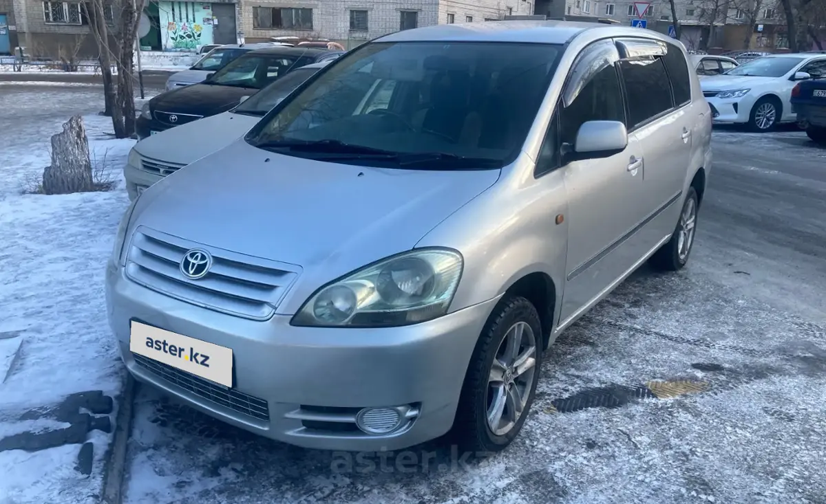 Купить Toyota Ipsum 2003 года в Усть-Каменогорске, цена 6100000 тенге.  Продажа Toyota Ipsum в Усть-Каменогорске - Aster.kz. №c1005880