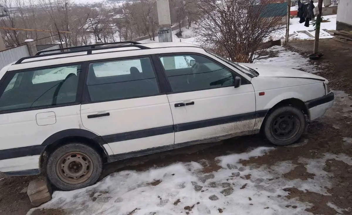 Volkswagen Passat 1991 года за 700 000 тг. в Жамбылская область