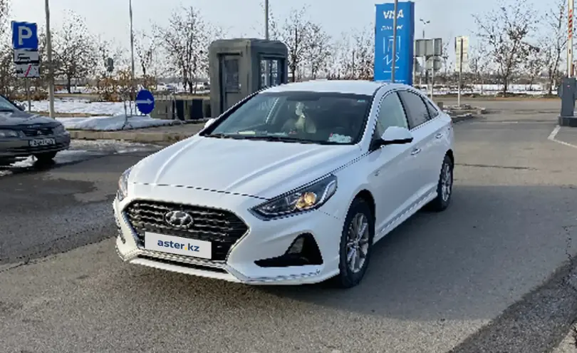 Hyundai Sonata 2018 года за 9 400 000 тг. в Алматы