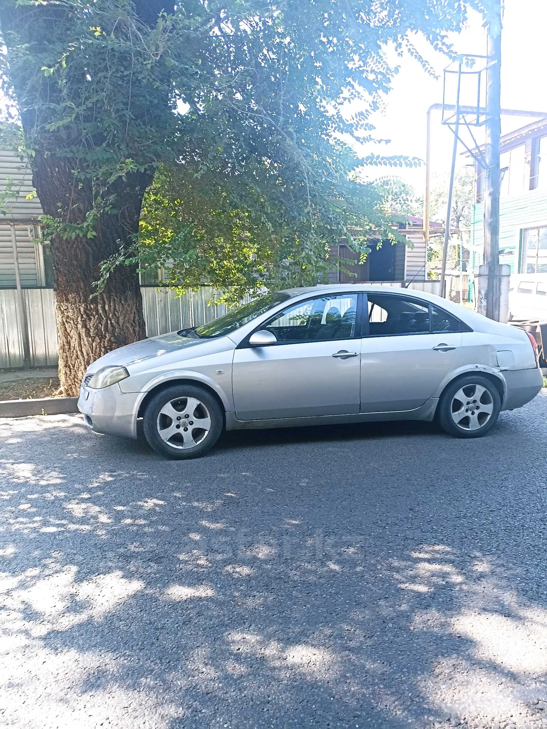 Nissan Primera 2004