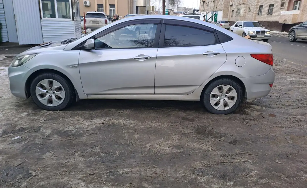 Купить Hyundai Accent 2013 года в Кызылординской области, цена 5200000  тенге. Продажа Hyundai Accent в Кызылординской области - Aster.kz. №c1014100