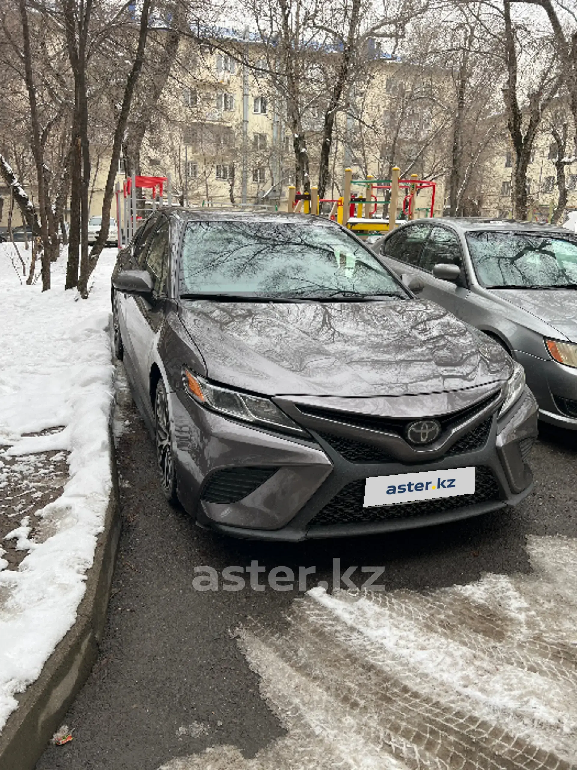 Toyota Camry 2019