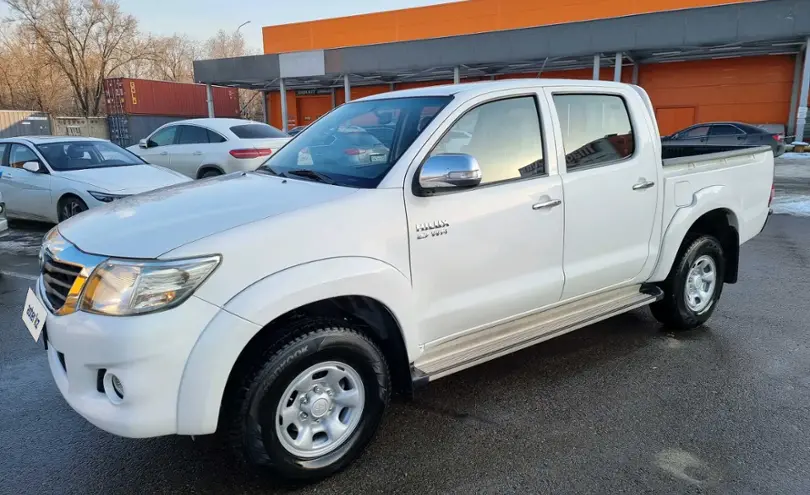 Toyota Hilux 2012 года за 11 500 000 тг. в Алматы