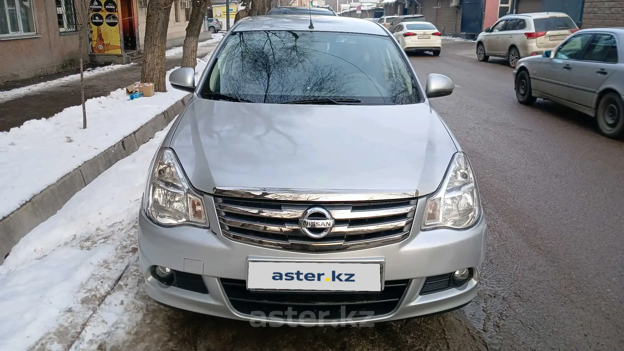 Nissan Almera 2015