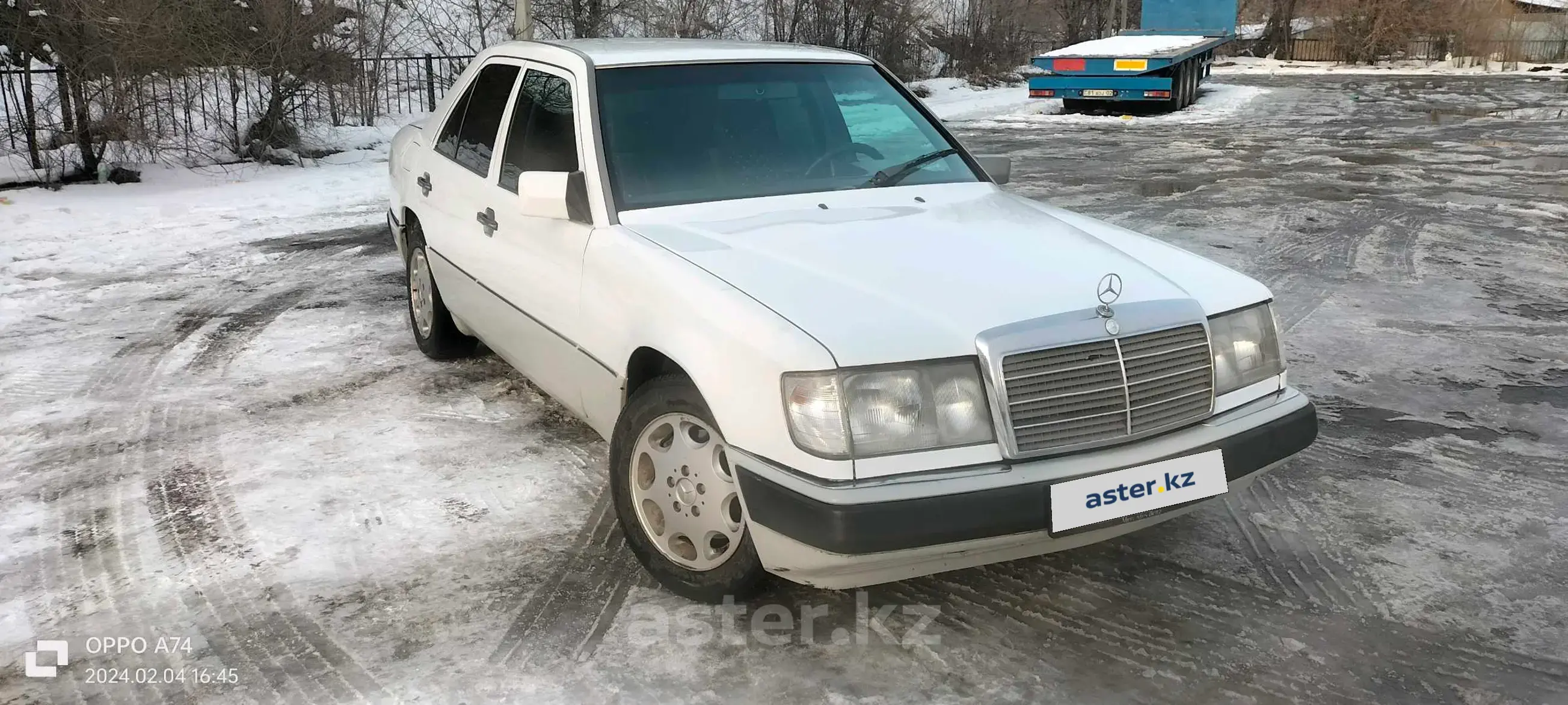 Mercedes-Benz E-Класс 1992