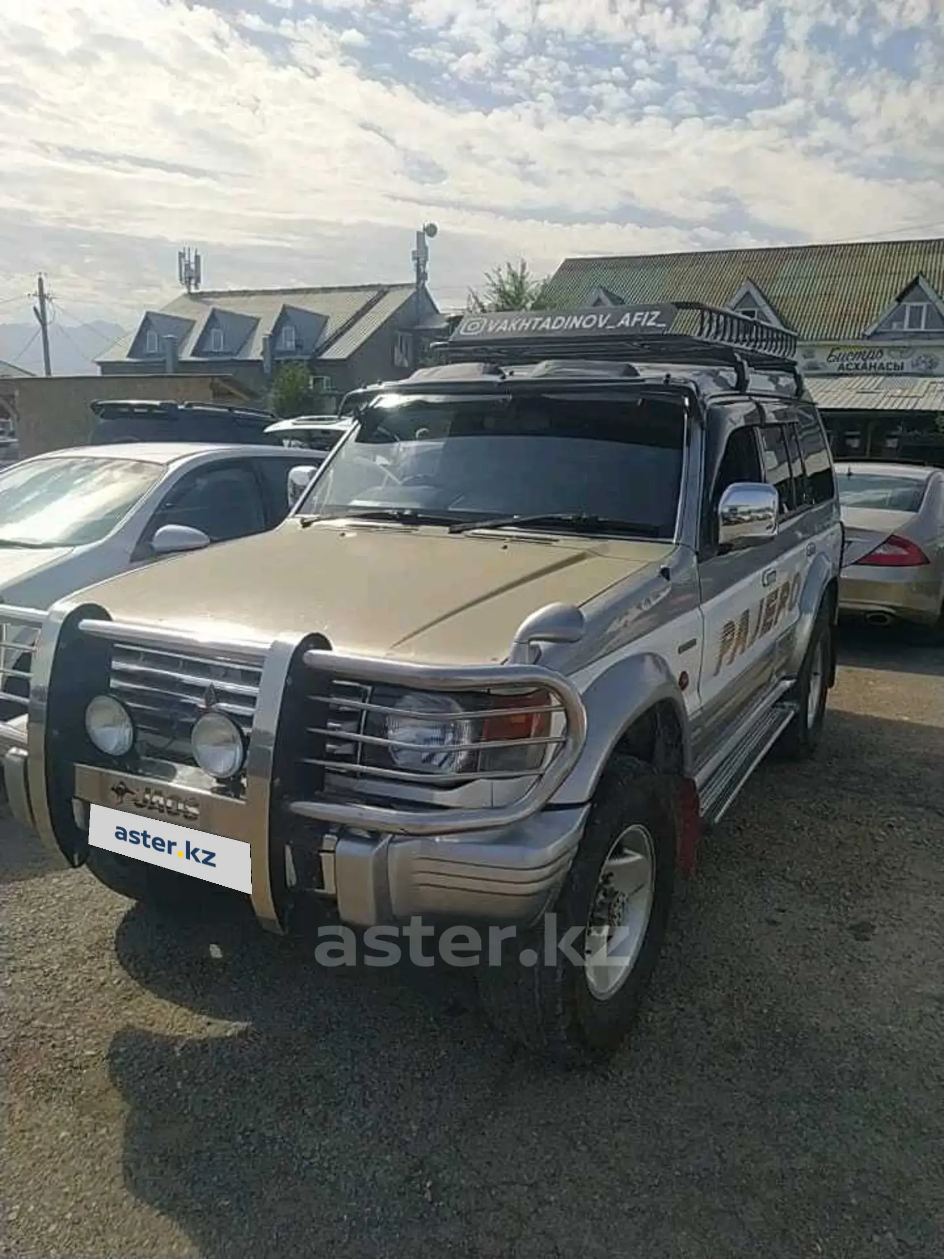 Mitsubishi Pajero 1993