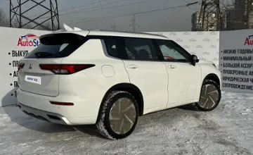 Mitsubishi Outlander 2023 года за 21 000 000 тг. в Алматы фото 3