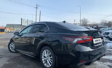 Toyota Camry 2022 года за 13 390 000 тг. в Шымкент