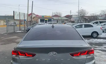 Hyundai Sonata 2019 года за 9 990 000 тг. в Шымкент фото 4