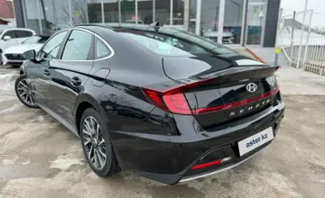 Hyundai Sonata 2021 года за 12 990 000 тг. в Шымкент