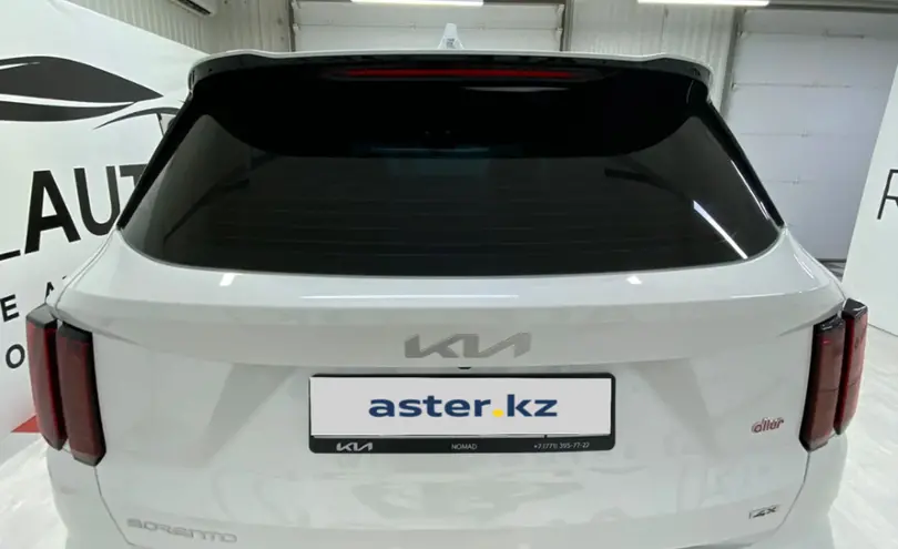 Kia Sorento 2023 года за 18 500 000 тг. в Актау