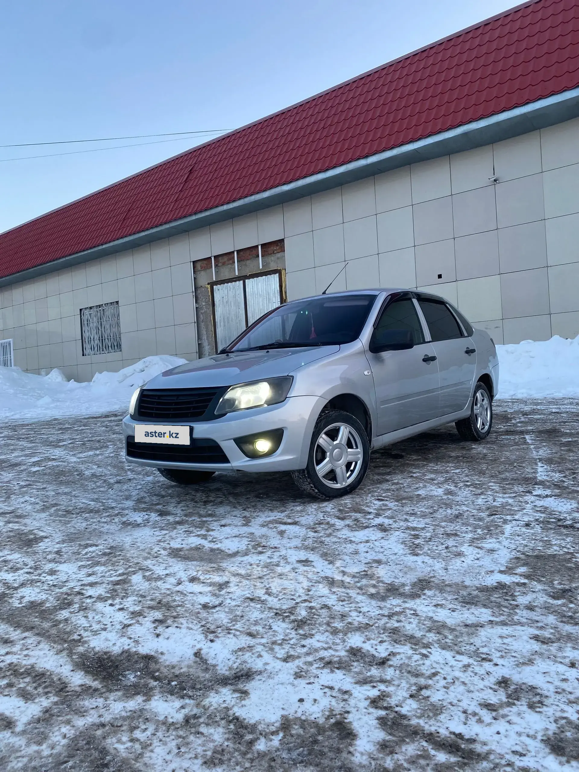 LADA (ВАЗ) Granta 2013