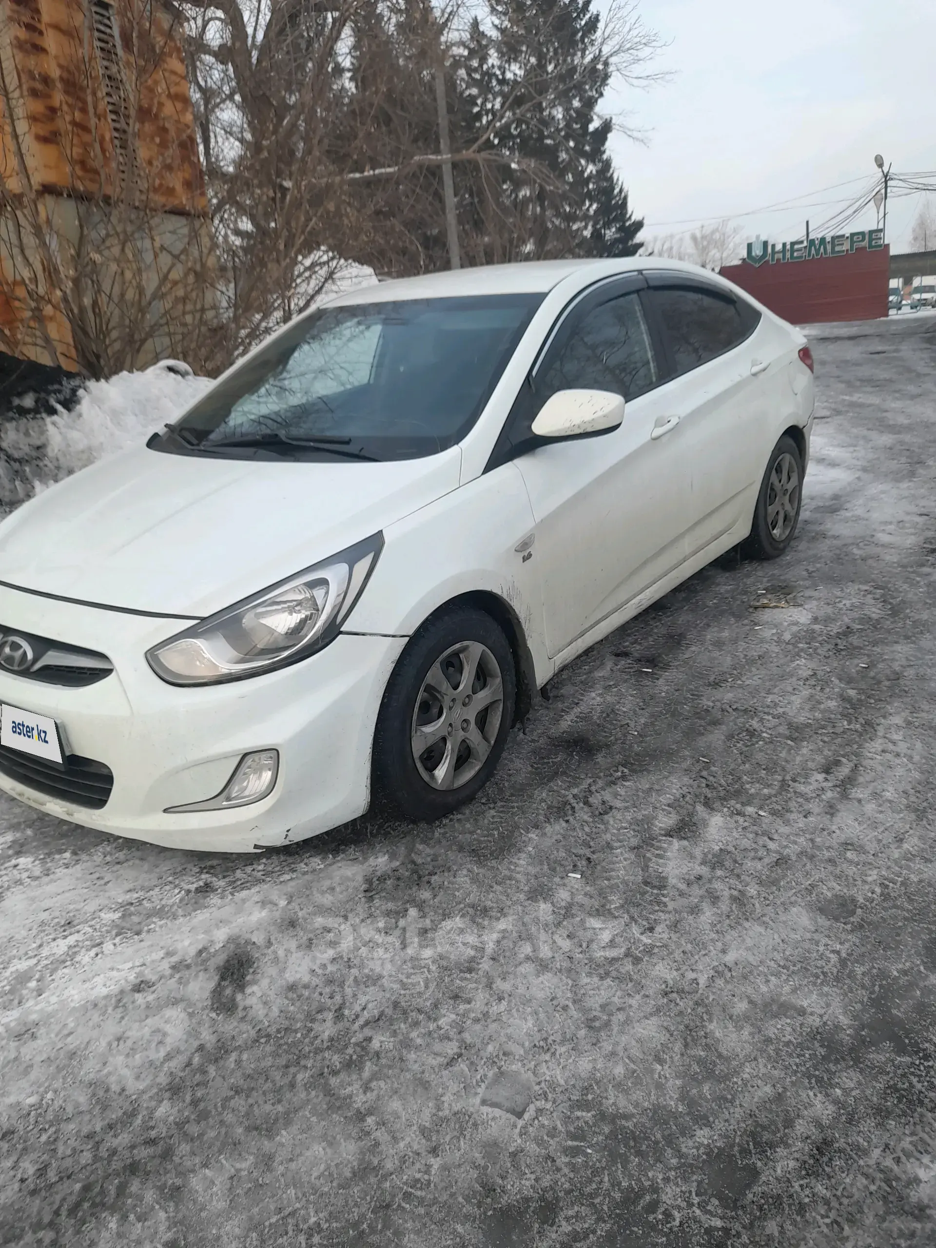 Hyundai Accent 2013