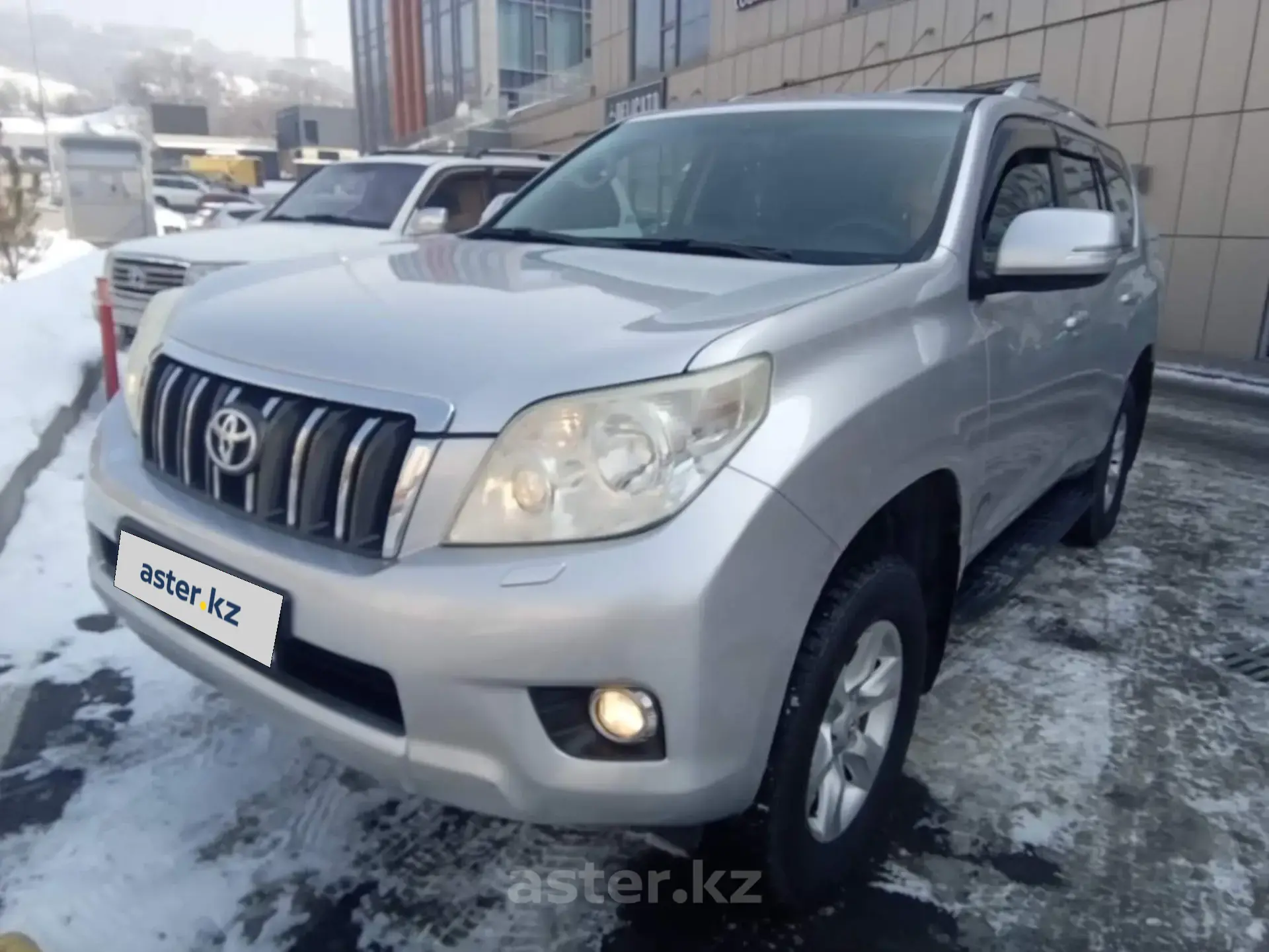 Toyota Land Cruiser Prado 2011