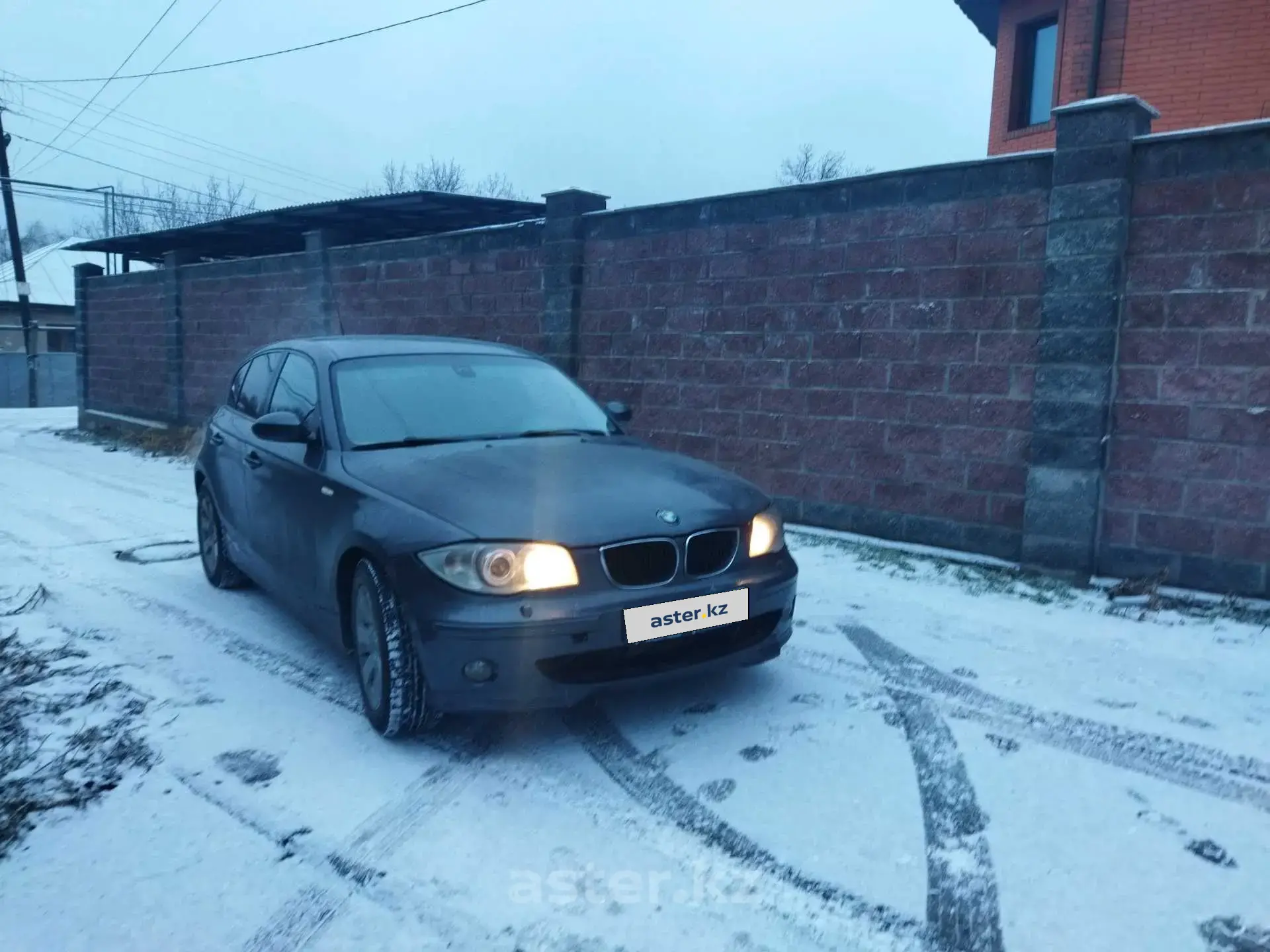 BMW 1 серии 2005