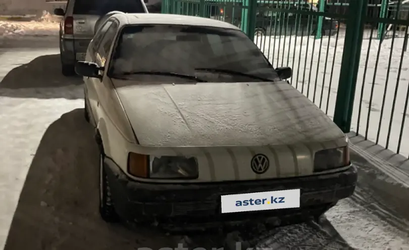 Volkswagen Passat 1990 года за 800 000 тг. в Астана