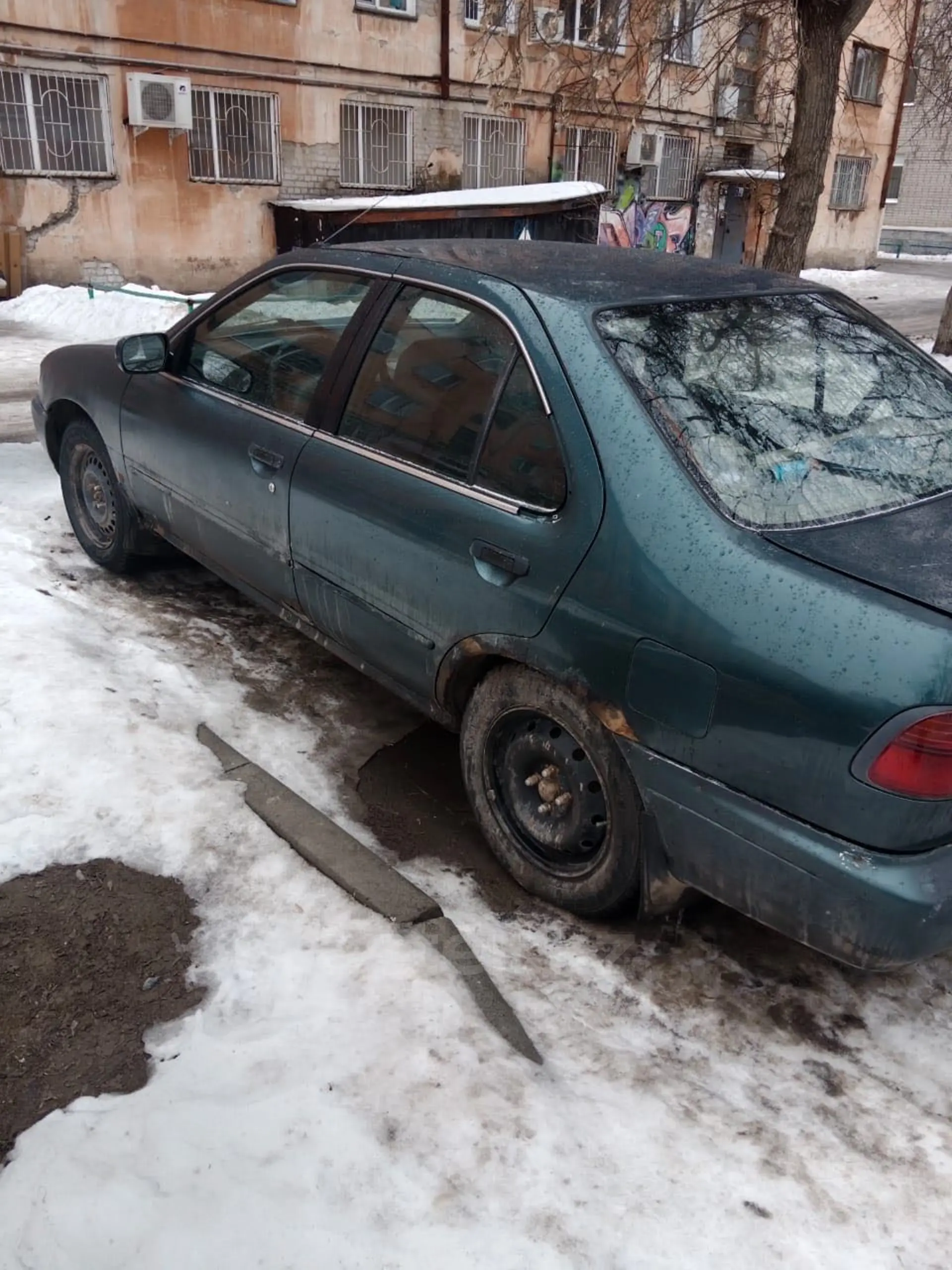 Nissan Sunny 1998