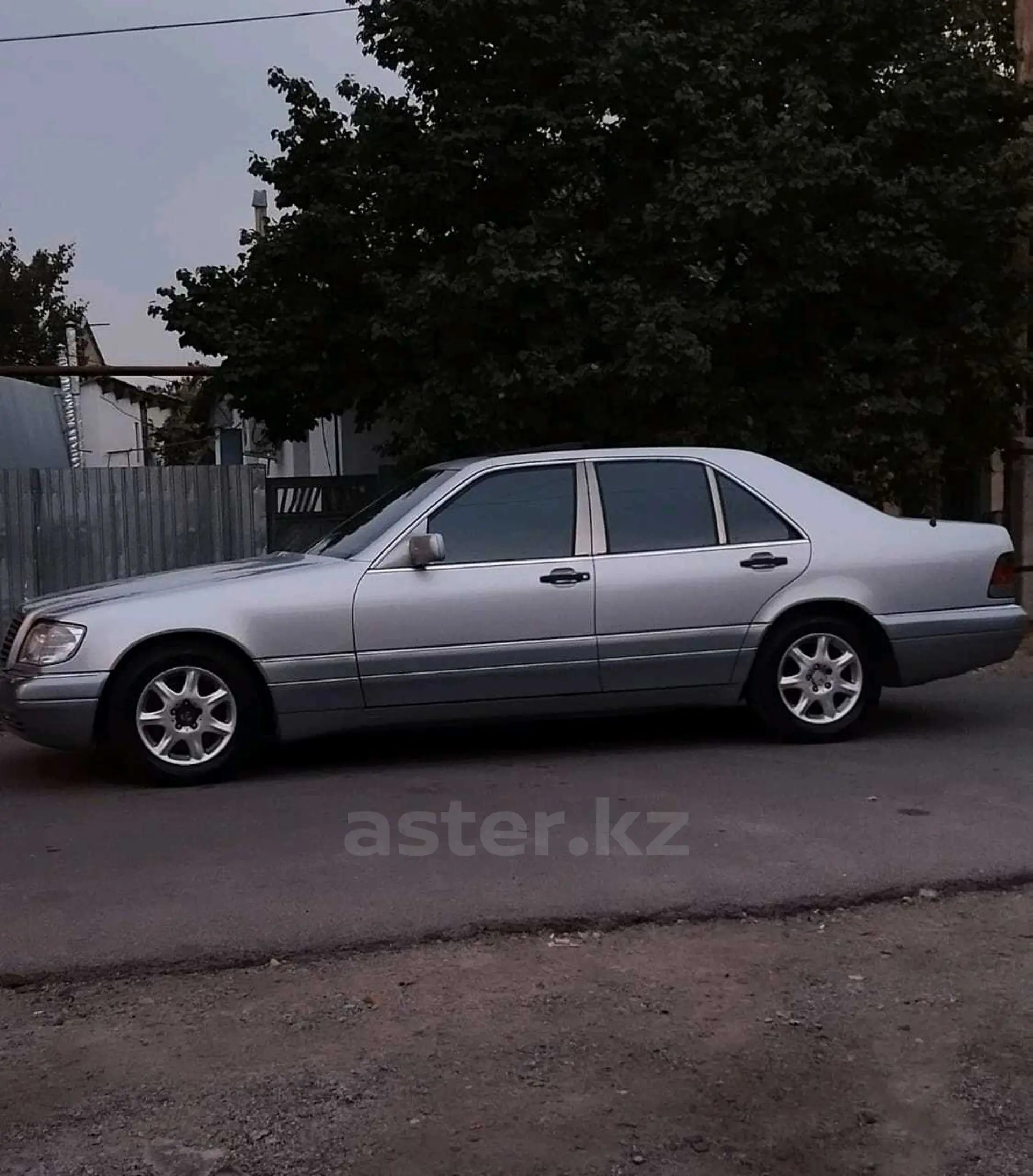 Mercedes-Benz S-Класс 1995