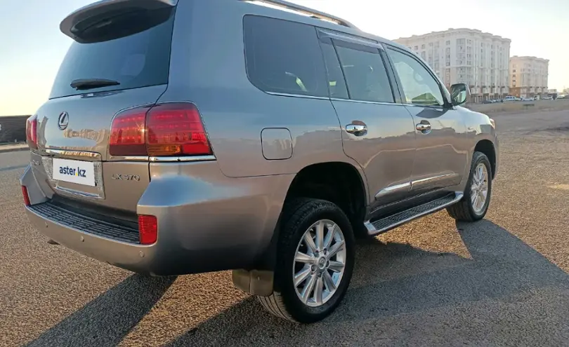 Lexus LX 2009 года за 18 500 000 тг. в Астана