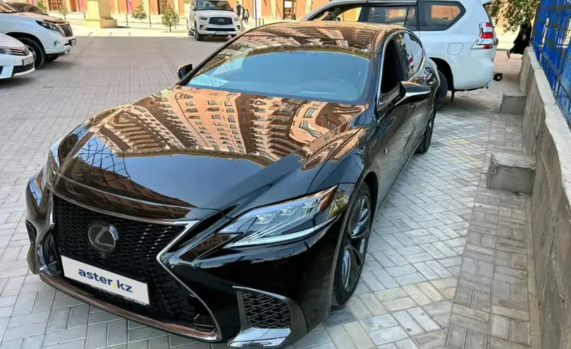 Lexus LS 2018 года за 31 000 000 тг. в Алматы
