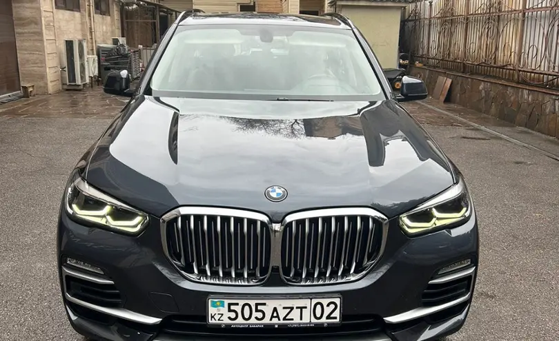 BMW X5 2019 года за 26 000 000 тг. в Алматы