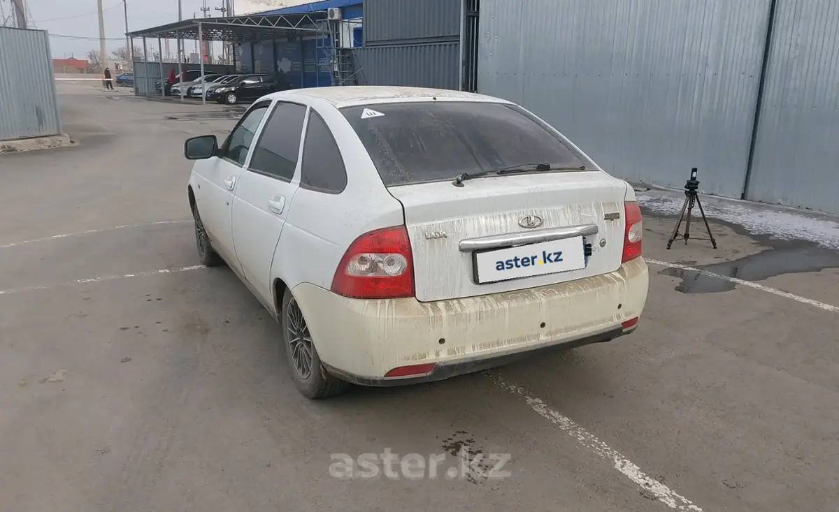 Купить LADA (ВАЗ) Priora 2013 года в Атырау, цена 2000000 тенге. Продажа LADA (ВАЗ) Priora в Атырау - Aster.kz. №c1025199 LADA (ВАЗ) Priora 2013 года за 2 000 000 тг. в Атырау - фото 3