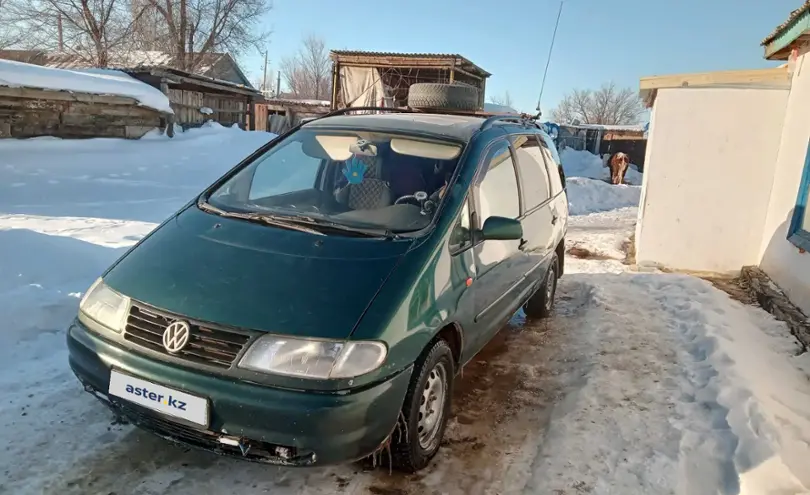Volkswagen Sharan 1998 года за 1 950 000 тг. в Актюбинская область