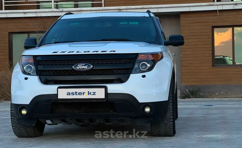 Ford Explorer 2014 года за 13 000 000 тг. в Актау фото 1