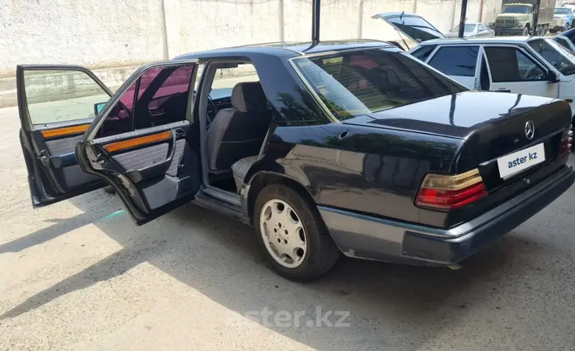 Mercedes-Benz E-Класс 1992 года за 1 700 000 тг. в Шымкент