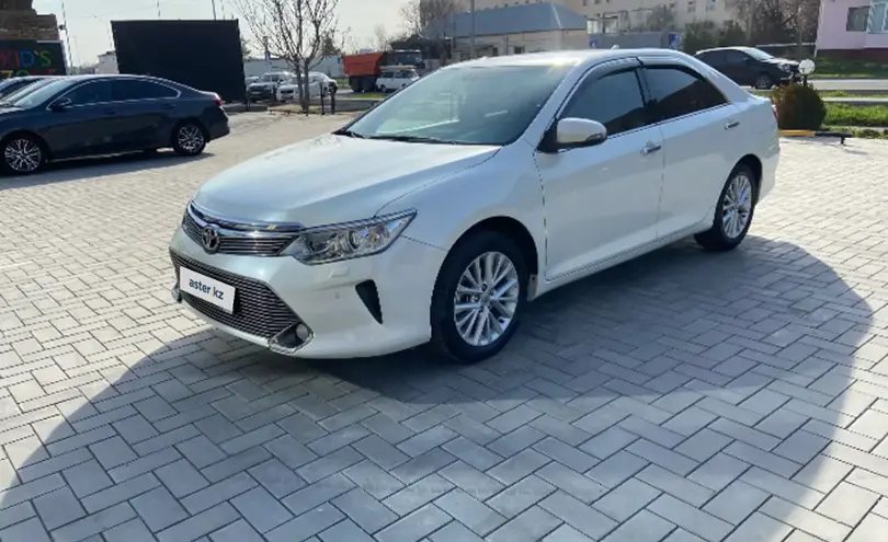 Toyota Camry 2015 года за 14 000 000 тг. в Шымкент