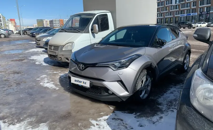 Toyota C-HR 2018 года за 9 500 000 тг. в Астана