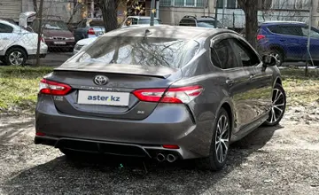 Toyota Camry 2020 года за 14 500 000 тг. в Алматы фото 4