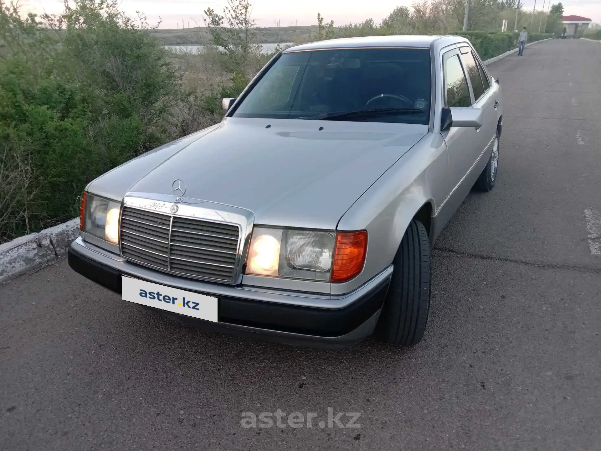 Mercedes-Benz W124 1991